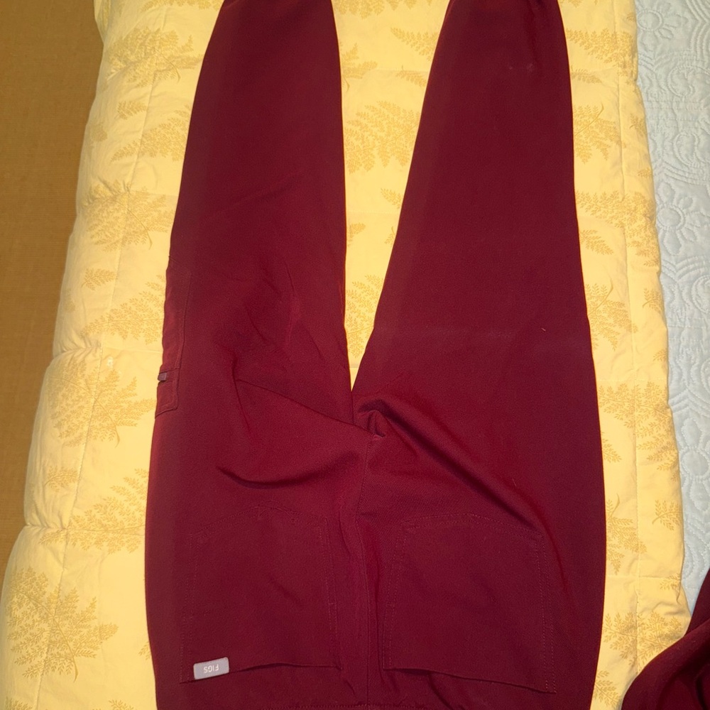 Figs Zamora XXSP Maroon Jogger Pants with Light Gray Tie - Picture 3 of 3